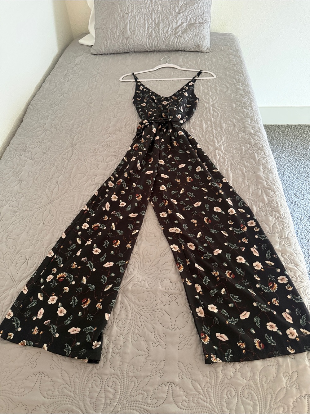 Odica Floral Black Wide-Leg Tie-waist Cropped Italian Jumpsuit Small